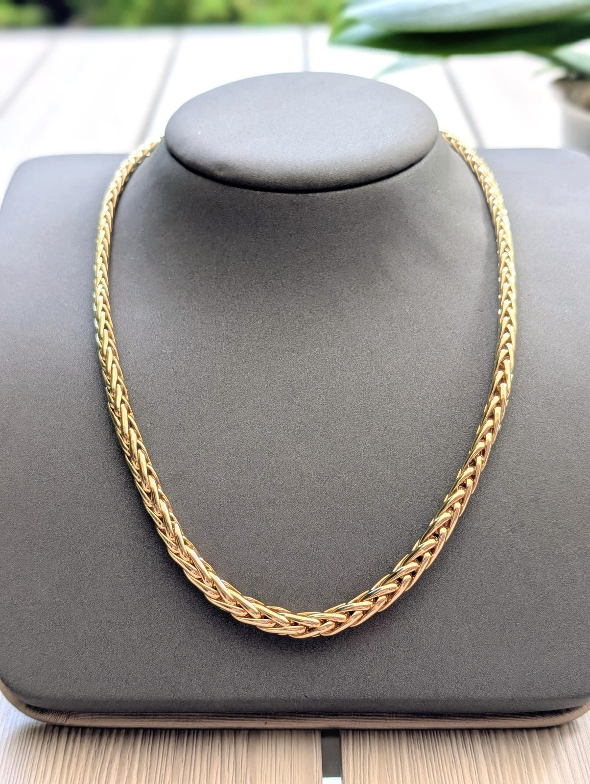 Graduated palm chain necklace in 750/000 (18K) Yellow Gold, 21.20g