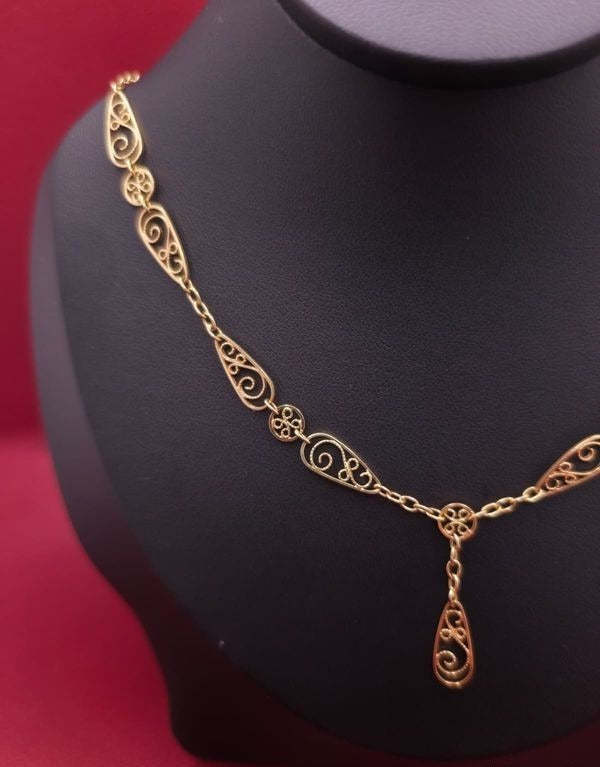 18K Yellow Gold Necklace