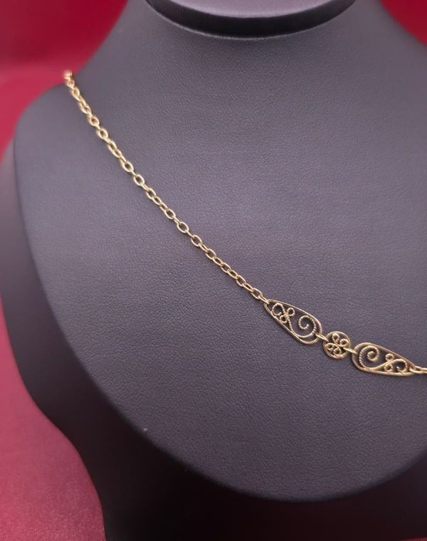 18K Yellow Gold Necklace