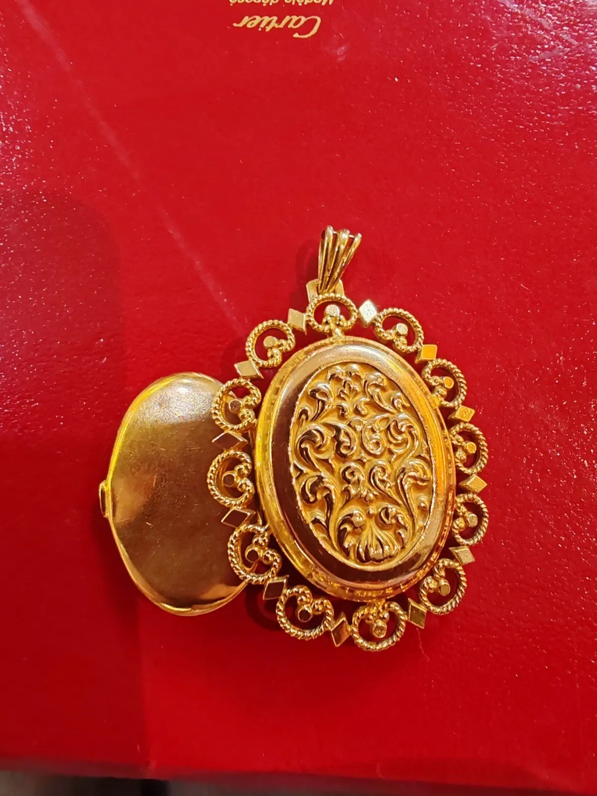Antique 18K gold locket