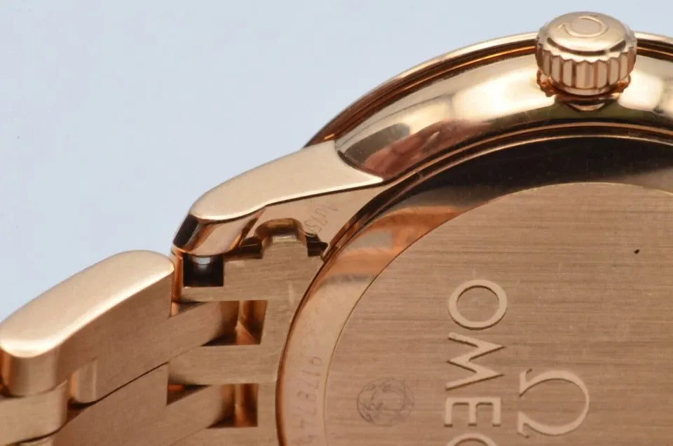 OMEGA DE VILLE PRESTIGE QUARTZ WOMEN'S RARE VINTAGE 27MM 18K GOLD 424.50.27