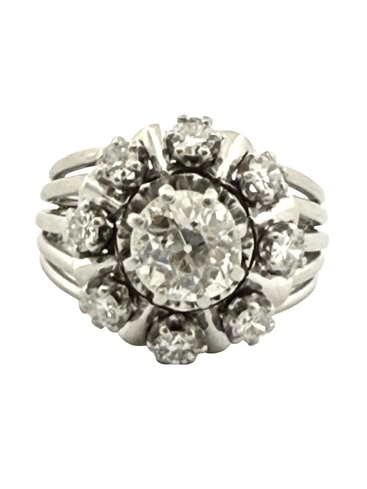 Antique ring in 18K white gold and diamonds