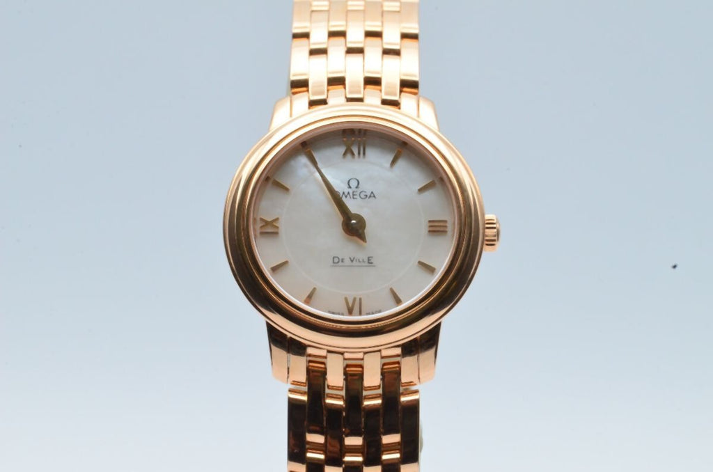 OMEGA DE VILLE PRESTIGE QUARTZ WOMEN'S RARE VINTAGE 27MM 18K GOLD 424.50.27