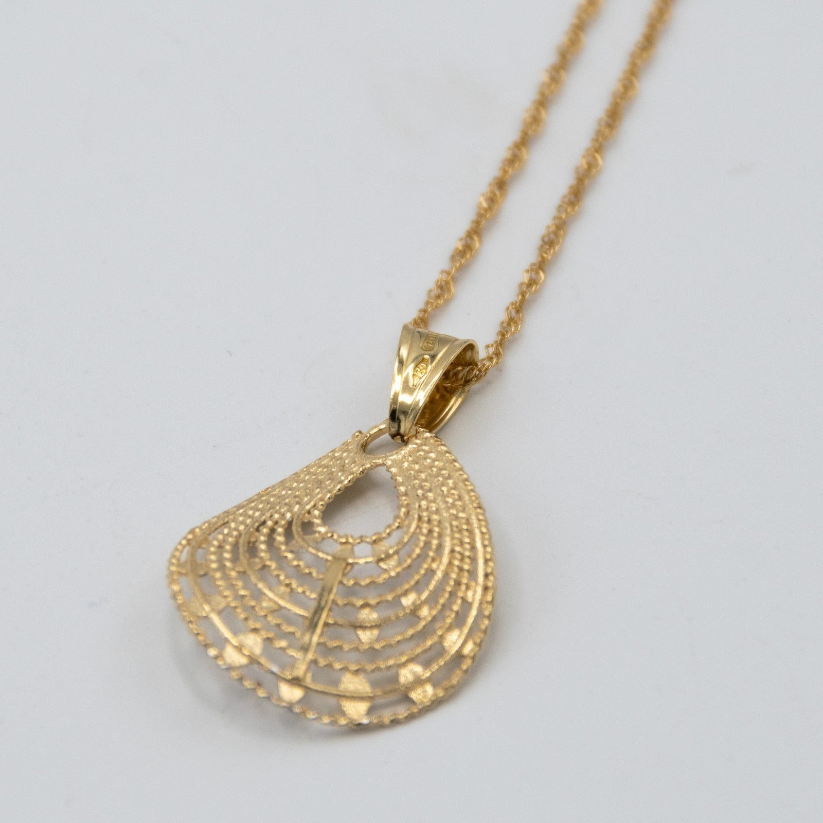 Women's necklace in 18K yellow gold 750 / 18K gold necklace E.2121