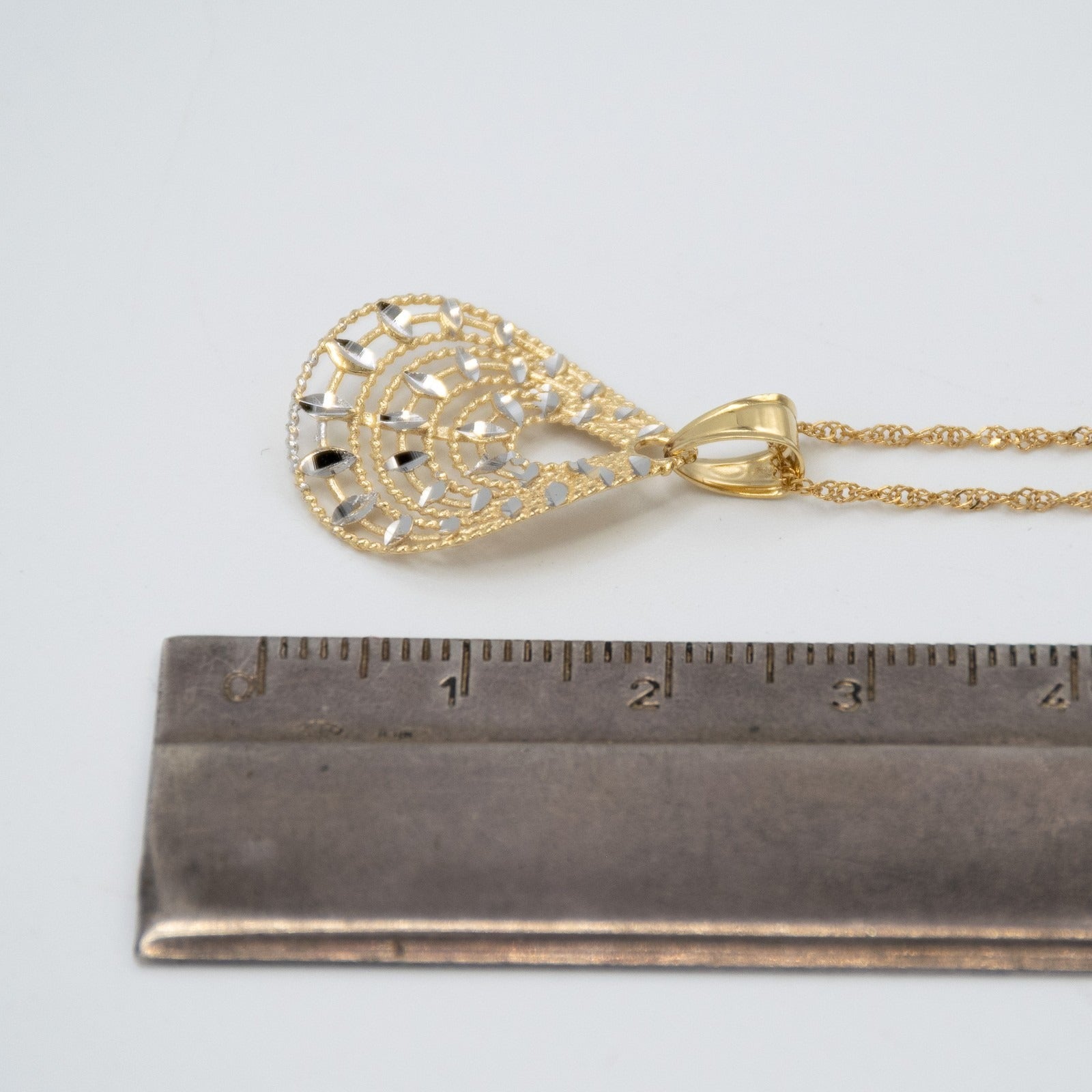 Women's necklace in 18K yellow gold 750 / 18K gold necklace E.2121