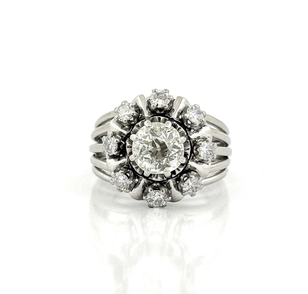 Antique ring in 18K white gold and diamonds