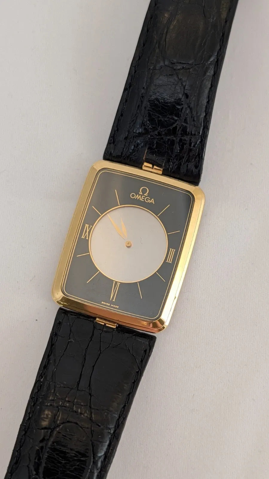 RARE OMEGA LA MAGIQUE SCARFACE 18K YELLOW GOLD QUARTZ WATCH 191.8523