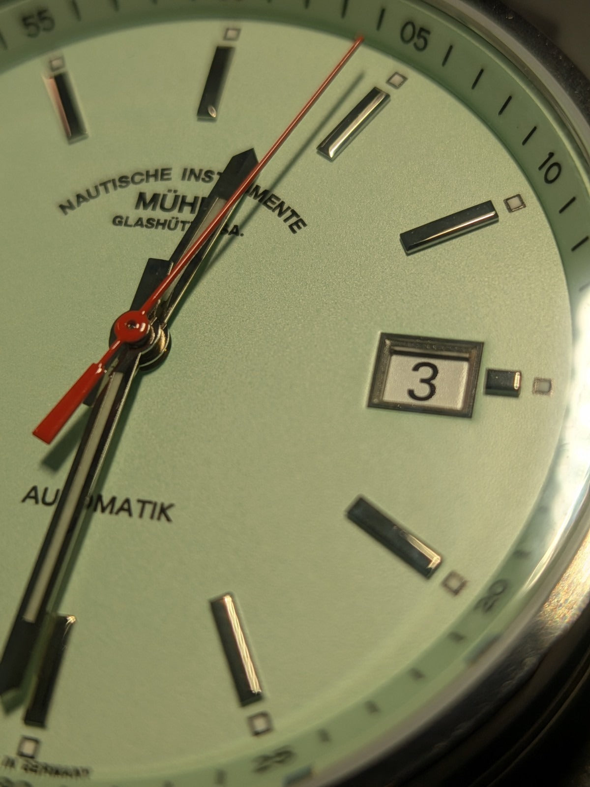 Mühle Glashütte 29ER, new condition, with sand-colored textile strap_M1-25-29-CB