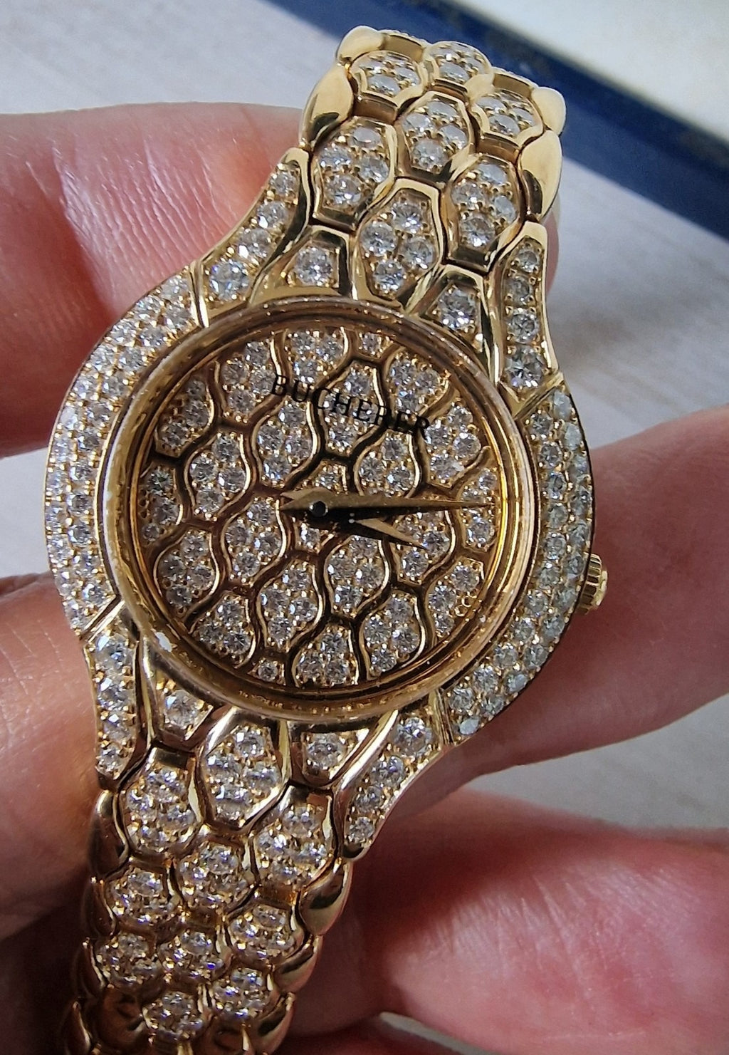 Ladies' Bucherer Medea yellow gold watch with diamond setting, 1997