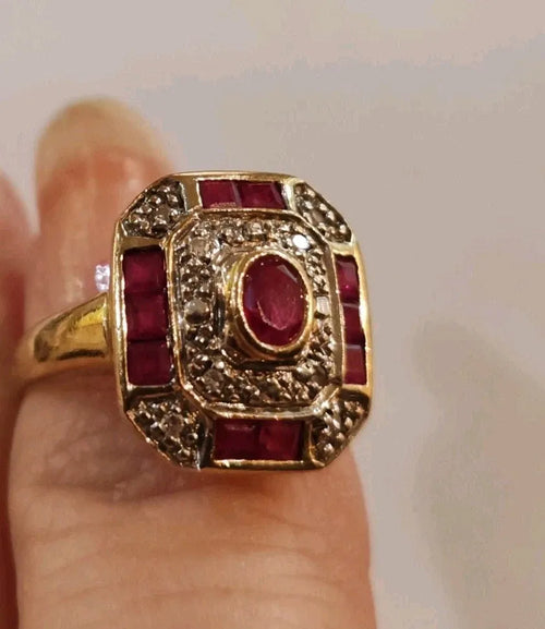 18K yellow gold rectangular ruby and diamond ring