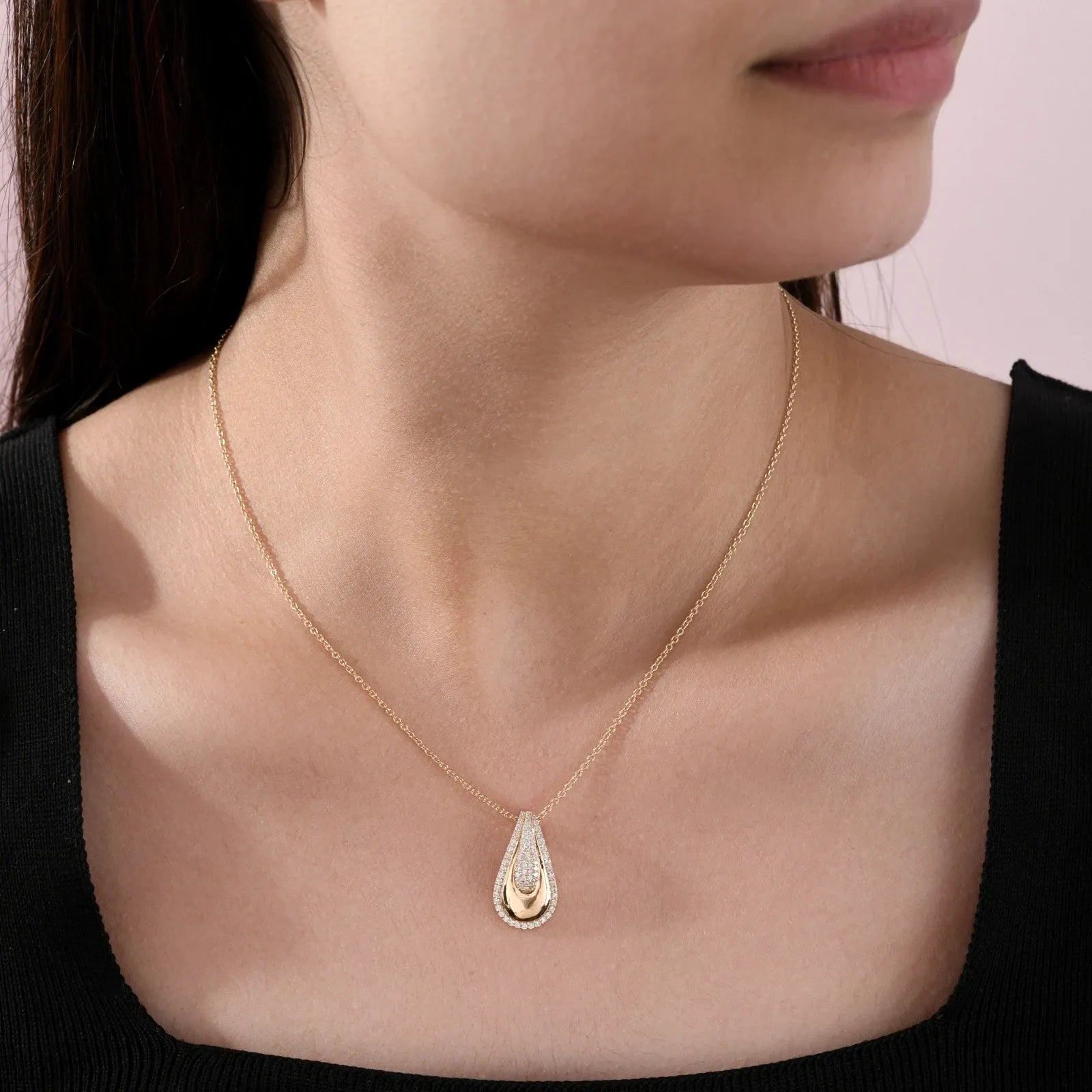 18K Solid Yellow Gold Chain Pendant With 0.48 Ct SI/H Natural Diamond