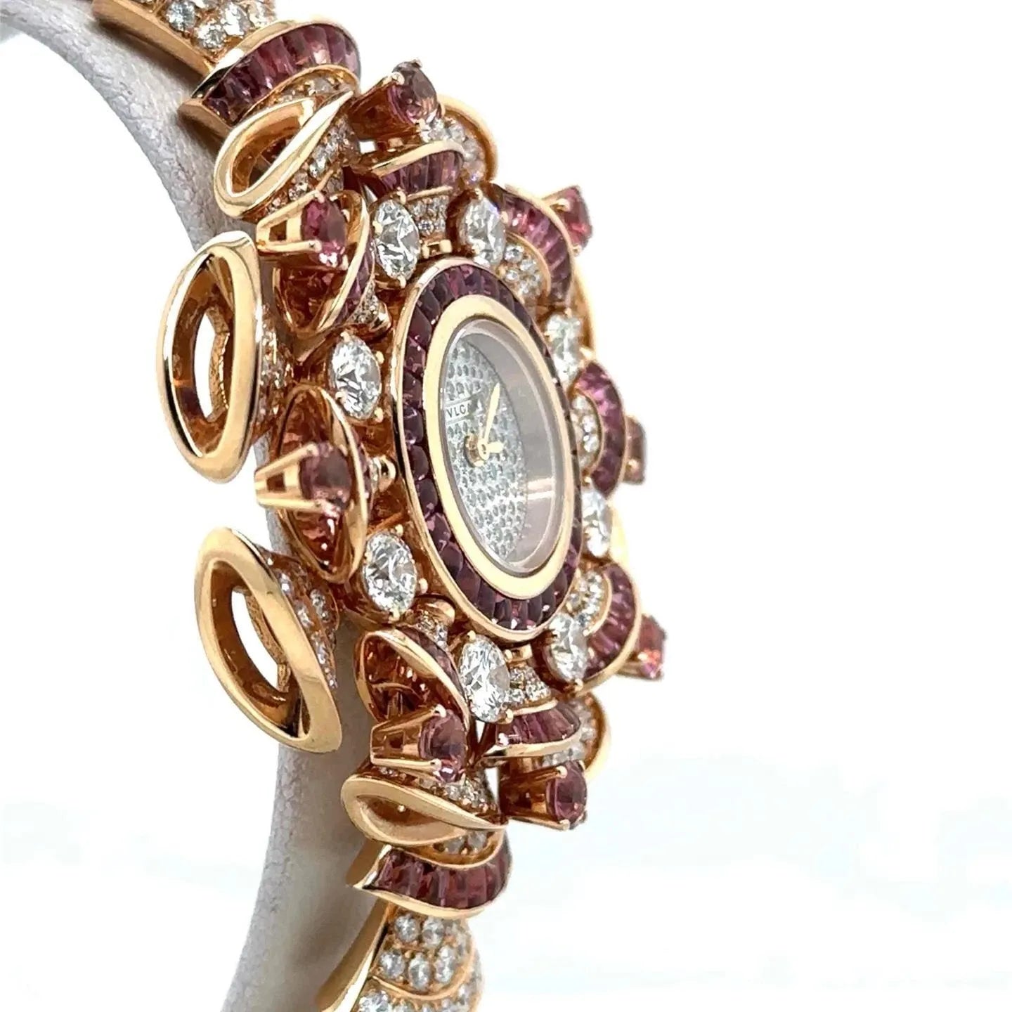 Bvlgari Diva Dream Quartz 39mm 18k Rose Gold Diamonds / Sapphire Ladies 102562