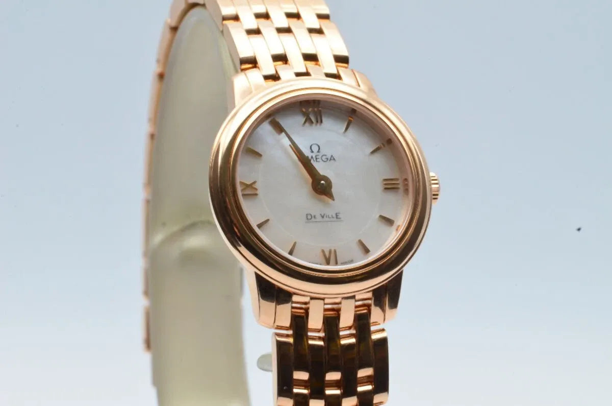 OMEGA DE VILLE PRESTIGE QUARTZ WOMEN'S RARE VINTAGE 27MM 18K GOLD 424.50.27