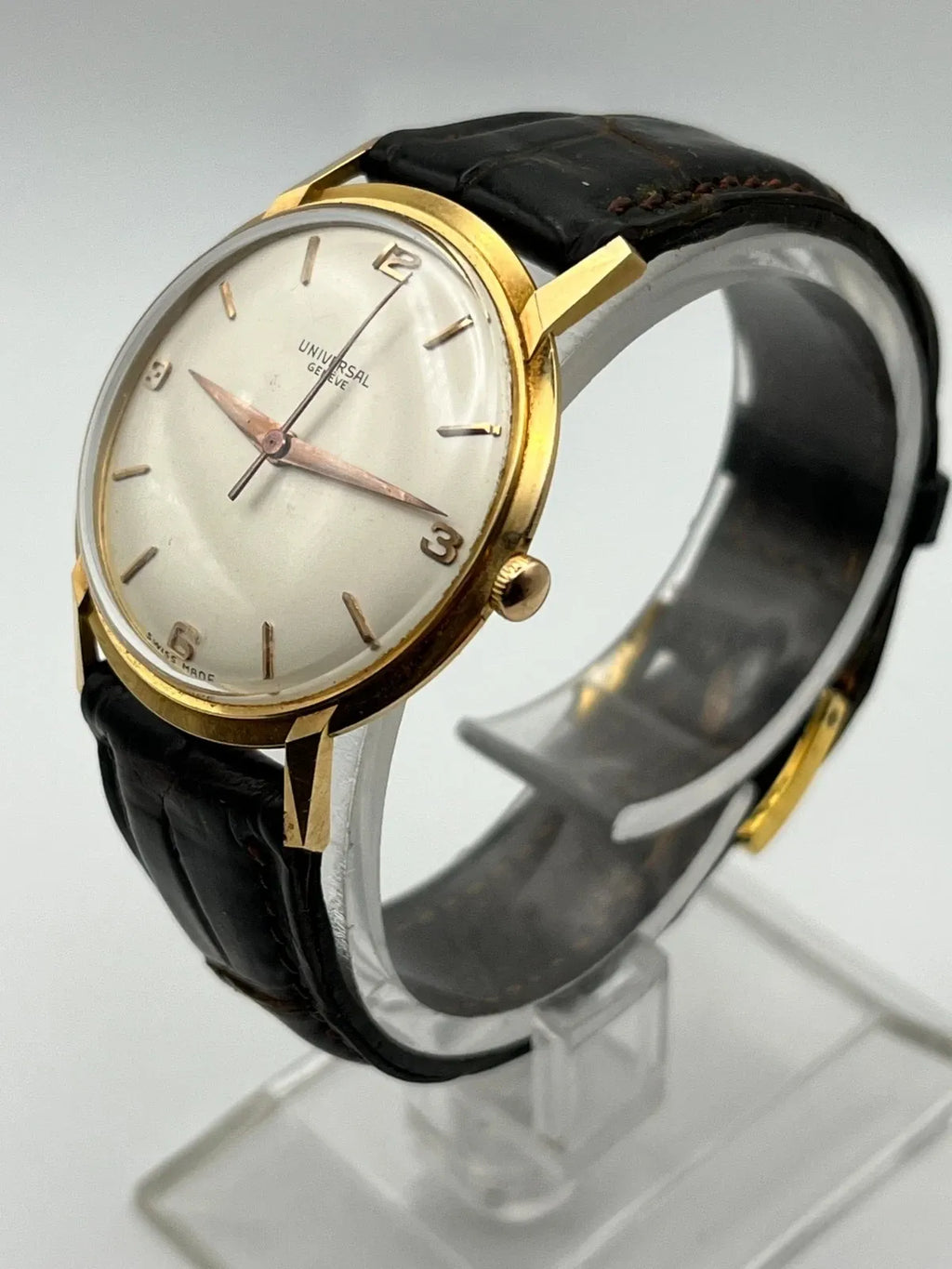 Universal Genève - 18k Yellow Gold Calatrava - Caliber 1005 - Vintage Mechanical Watch