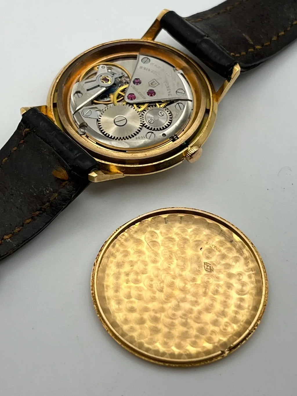 Universal Genève - 18k Yellow Gold Calatrava - Caliber 1005 - Vintage Mechanical Watch
