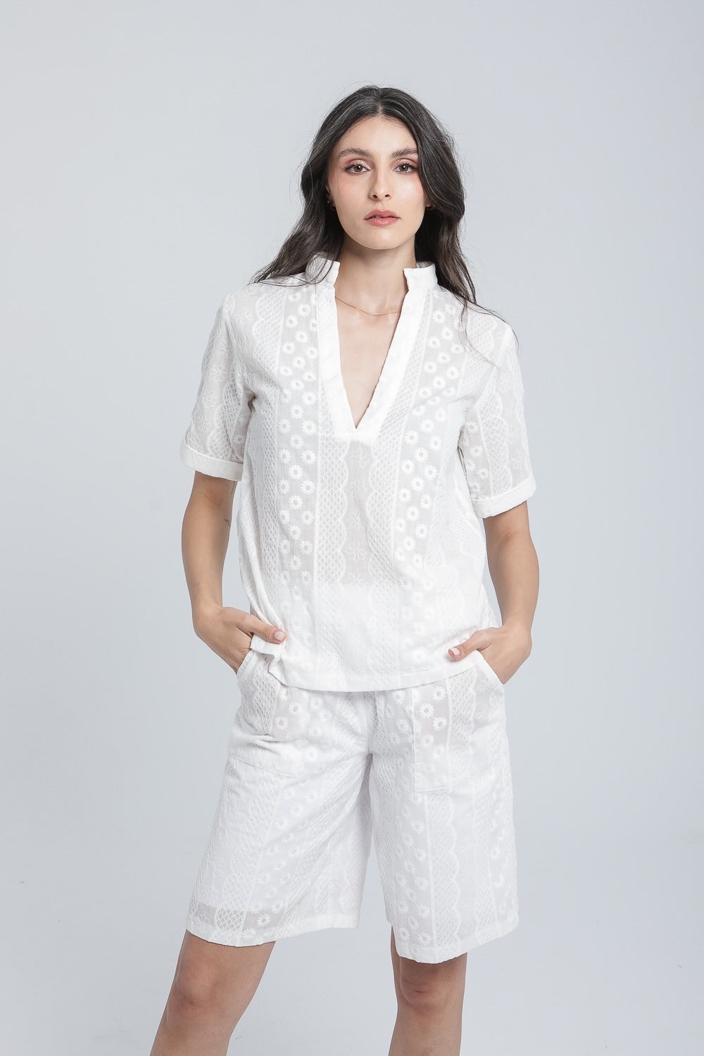 Bermuda en broderie anglaise