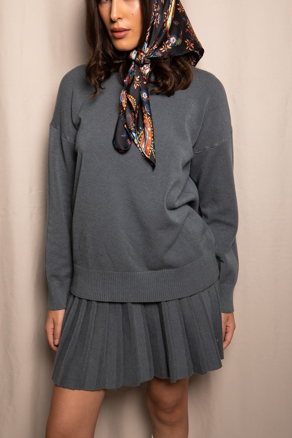 Set en maille – Jupe plissée et pull