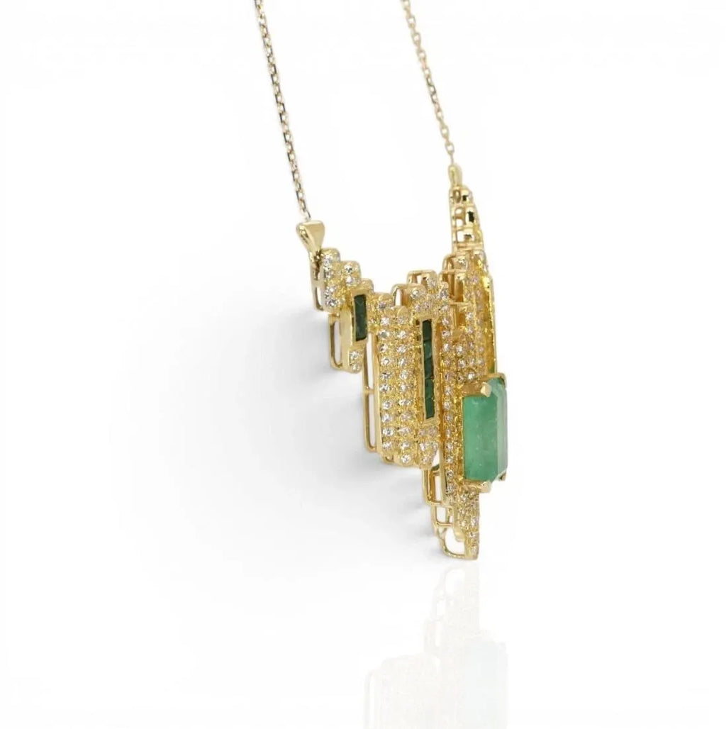 18K Yellow Gold Emerald Charm Necklace Natural 5.11 carats IGI Certified