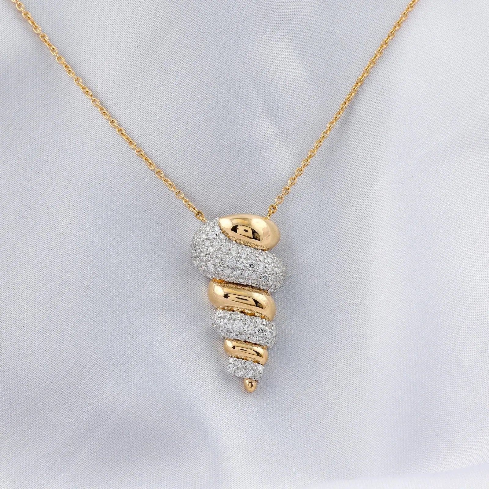 18K Solid Yellow Gold Necklace with 1.55 ct SI/H Diamond Pendant
