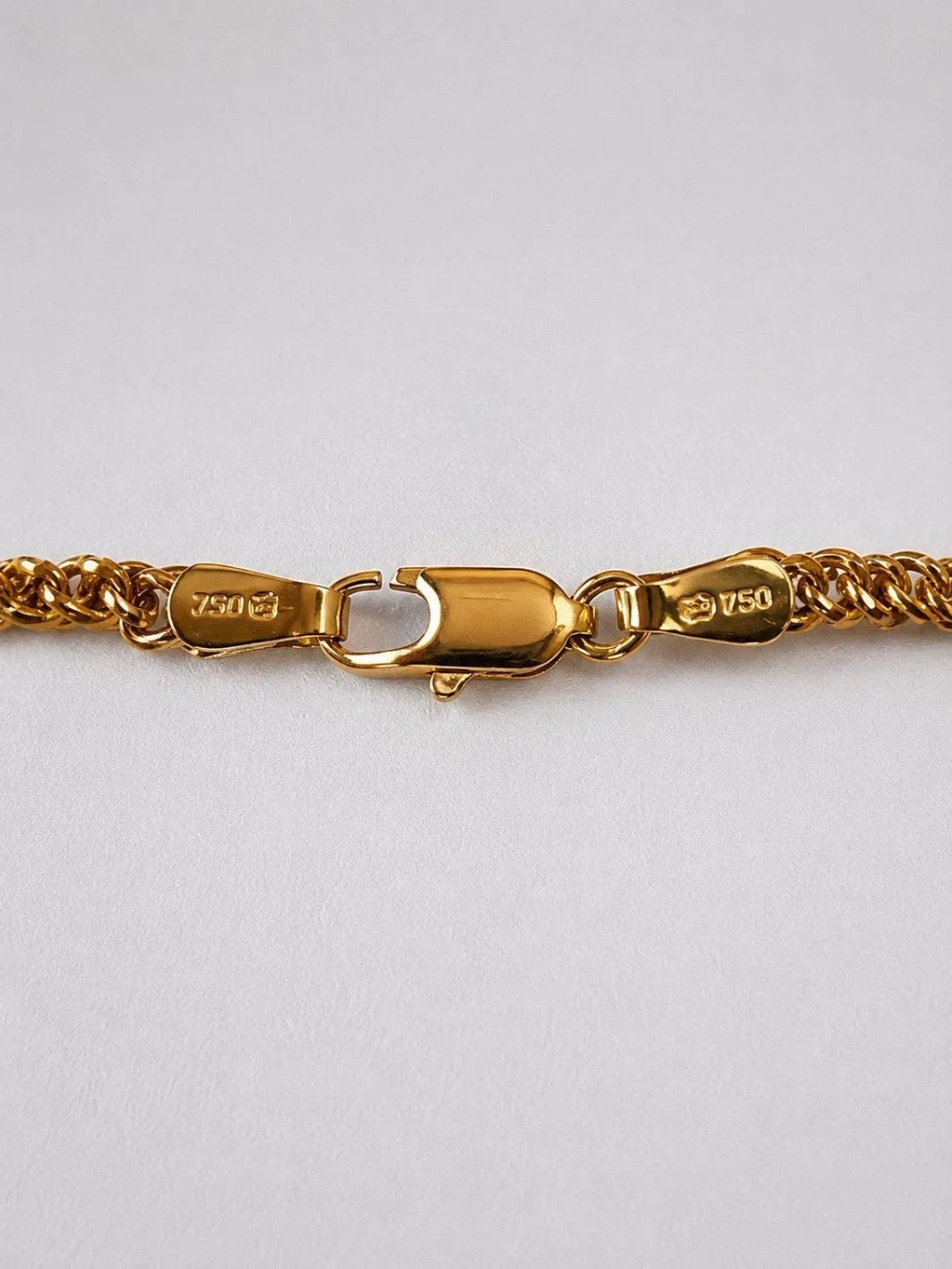 18K TWO-TONE GOLD NECKLACE - 15.7 GR - 49 CM